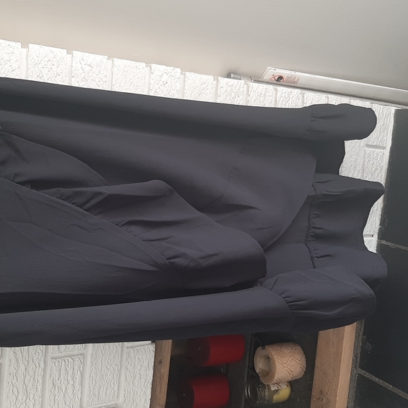 Women's H&M Black Wrap Up Maxi Skirt Size 2 - Picture 2 of 4